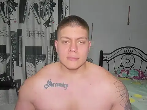 Snapshot of regan_jhonso chatting on 03-23-26, 02:04 regan jhonso online show from 03-23-26, 02:04