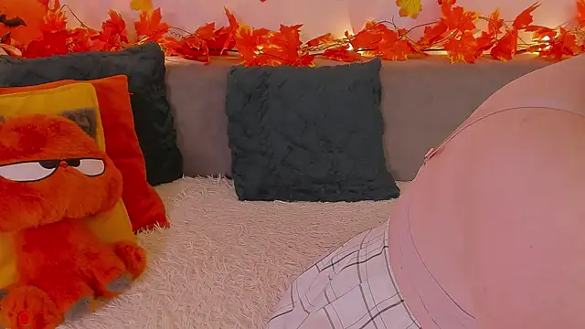 Tori the witch online show from 11-08-25, 06:46