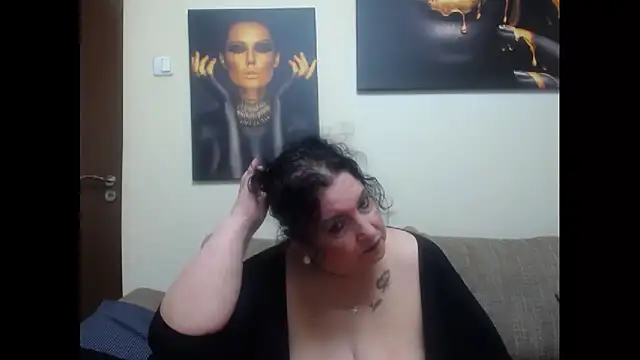 Snapshot of maturekorine chatting on 06-04-26, 06:03 maturekorine online show from 06-04-26, 06:03