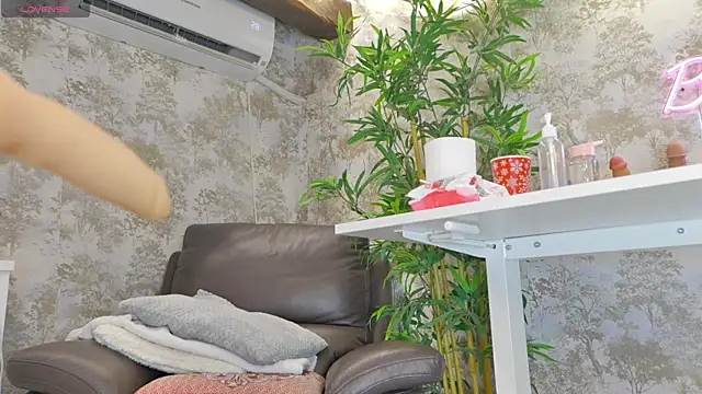 YourBurnWish online show from 04-18-26, 07:07