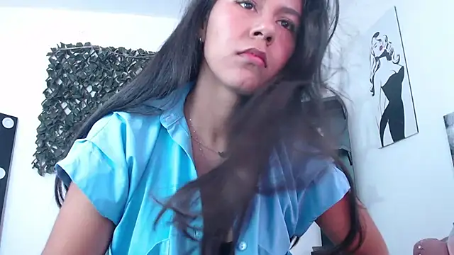 Snapshot of michel_cardona chatting on 11-22-25, 12:15 michel cardona online show from 11-22-25, 12:15