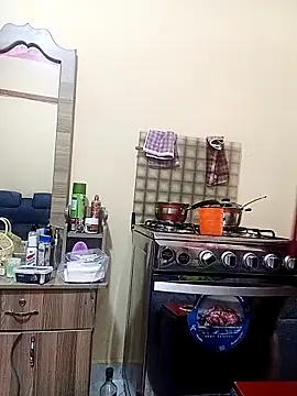 hairy pussy4 online show from 03-27-26, 08:37