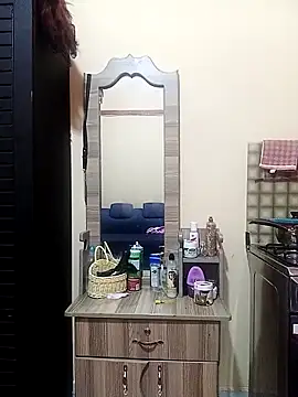 hairy pussy4 online show from 04-18-26, 10:08