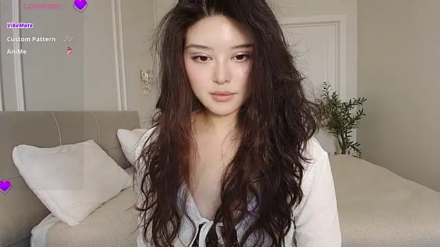 Snapshot of tenderlybaee chatting on 07-30-26, 04:11 tenderlybaee online show from 07-30-26, 04:11