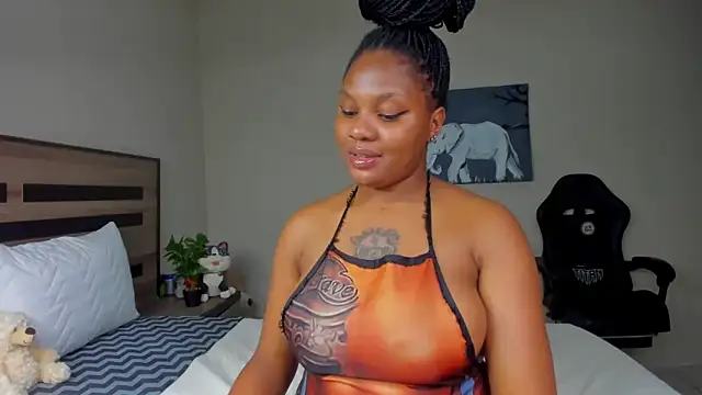 Renee-18 online show from 11-30-25, 08:13