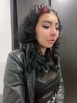 Snapshot of _Gothiccbitch_ chatting on 12-13-24, 06:00  Gothiccbitch  online show from 12-13-24, 06:00