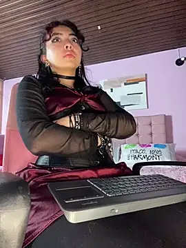 Snapshot of _Gothiccbitch_ chatting on 02-26-25, 11:30  Gothiccbitch  online show from 02-26-25, 11:30