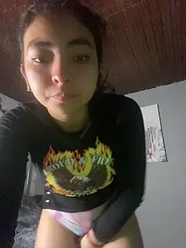 Snapshot of _Gothiccbitch_ chatting on 03-20-25, 03:02  Gothiccbitch  online show from 03-20-25, 03:02