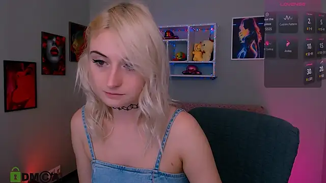 Snapshot of melisa_white1 chatting on 06-18-26, 07:18 melisa white1 online show from 06-18-26, 07:18