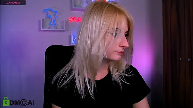 Snapshot of melisa_white1 chatting on 07-12-26, 07:16 melisa white1 online show from 07-12-26, 07:16