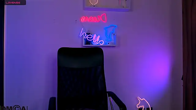 Snapshot of melisa_white1 chatting on 07-19-26, 07:39 melisa white1 online show from 07-19-26, 07:39