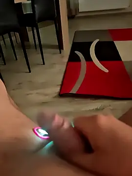 Szeltolo001 online show from 03-06-26, 03:36