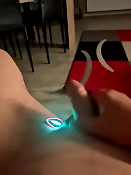 Szeltolo001 online show from 03-20-26, 11:09