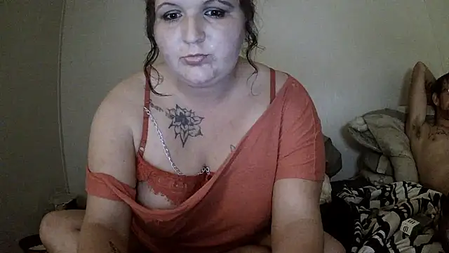 Snapshot of SOUTHERN_LOUISIANA_BELLE chatting on 11-09-25, 04:22 SOUTHERN LOUISIANA BELLE online show from 11-09-25, 04:22