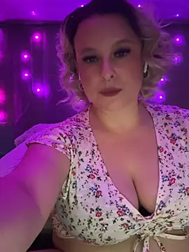 GinAnnTonic online show from 12-14-24, 01:28