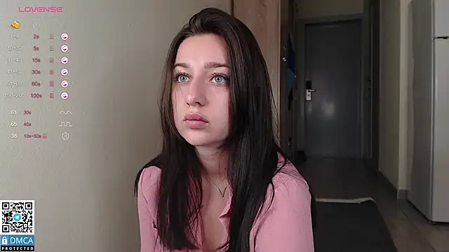 Zoi Morgan online show from 09-17-25, 05:42