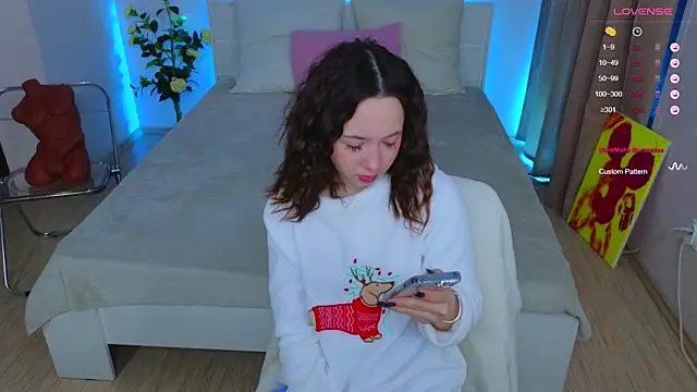 Hayle Hill online show from 01-23-25, 05:35