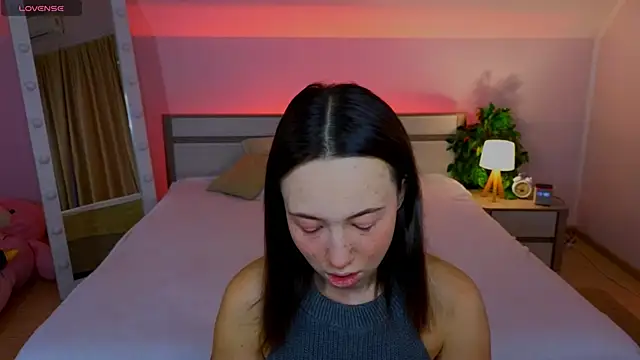 Hayle Hill online show from 11-11-25, 01:38