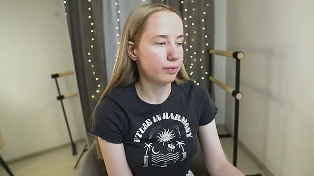 Cassie Kelman online show from 12-21-25, 08:38