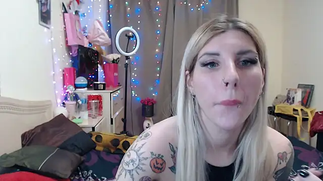 Snapshot of BLACKPeonyy chatting on 11-03-25, 09:16 BLACKPeonyy online show from 11-03-25, 09:16