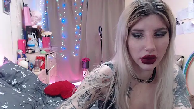 Snapshot of BLACKPeonyy chatting on 12-02-25, 06:14 BLACKPeonyy online show from 12-02-25, 06:14