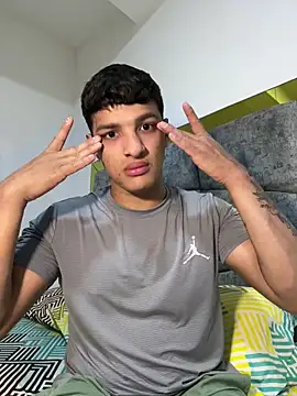 christianporcella  online show from 04-14-26, 01:50