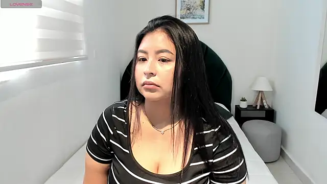 Snapshot of _alaiasmile_ chatting on 05-18-26, 05:08 alaiasmile online show from 05-18-26, 05:08