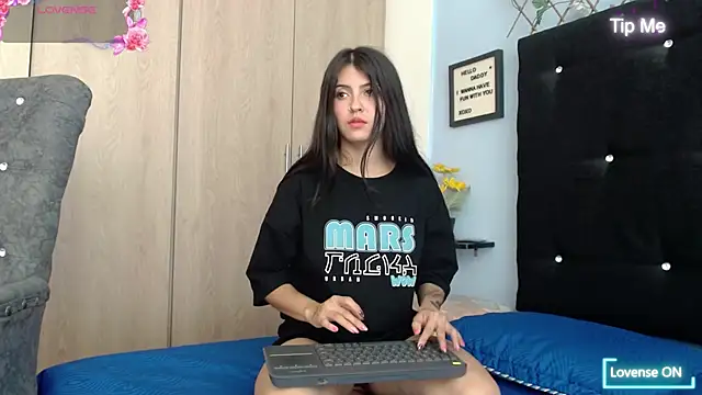 evatits 1 online show from 11-30-25, 01:59