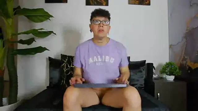 alex noa online show from 02-14-26, 07:21