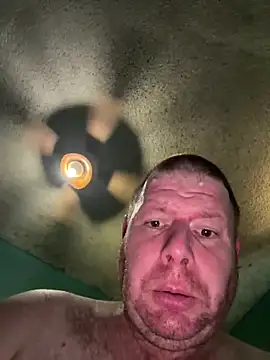 Snapshot of Diaperking916 chatting on 09-15-25, 06:08 Diaperking916 online show from 09-15-25, 06:08