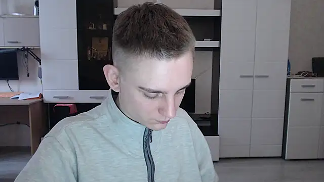 angryzan online show from 01-13-25, 06:49