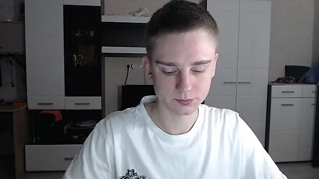 angryzan online show from 01-28-25, 04:18