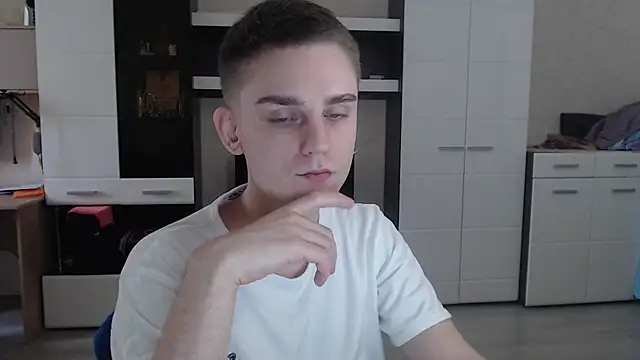 angryzan online show from 01-31-25, 07:50