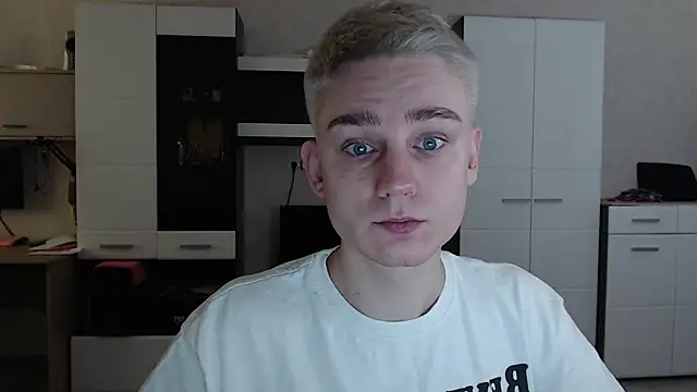 angryzan online show from 02-17-25, 04:53