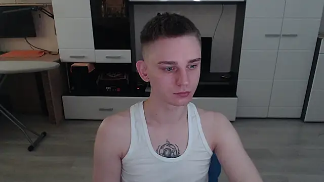 angryzan online show from 10-02-25, 04:52