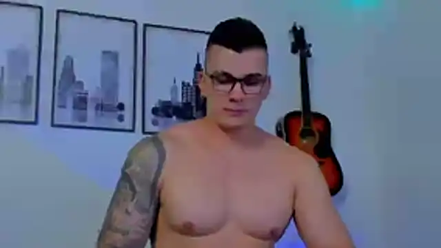 seancarreraa online show from 02-10-26, 10:58