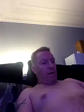 walker1979 online show from 11-03-25, 03:24