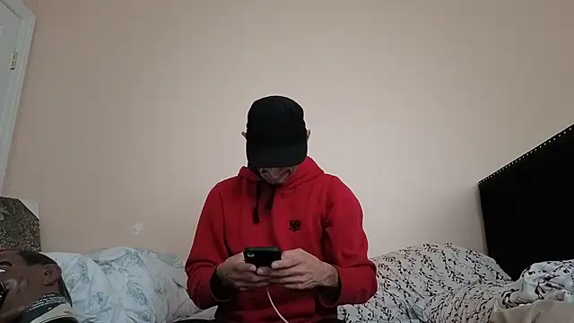 hailzeffn online show from 10-31-25, 01:23