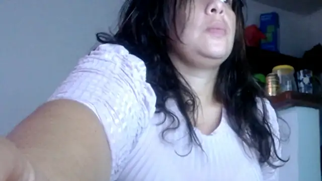 Snapshot of ladydeathz chatting on 12-29-24, 10:57 ladydeathz online show from 12-29-24, 10:57