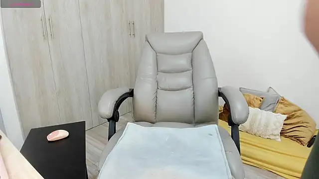  miamadison online show from 04-23-26, 12:01