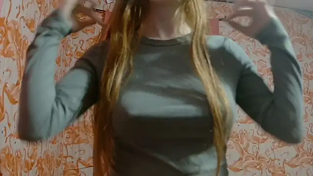 strawberrysmoothie online show from 02-20-26, 01:35