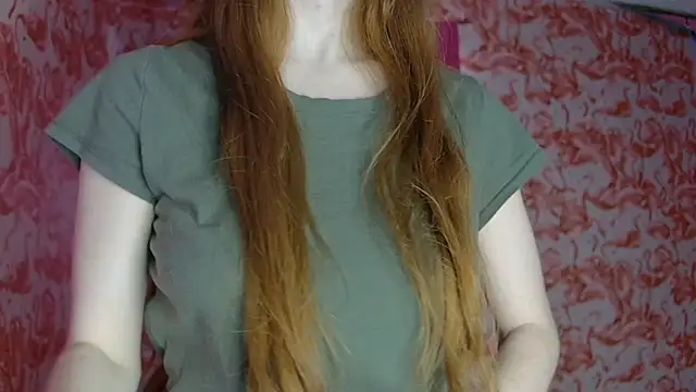 Snapshot of strawberrysmoothie chatting on 06-27-26, 04:23 strawberrysmoothie online show from 06-27-26, 04:23
