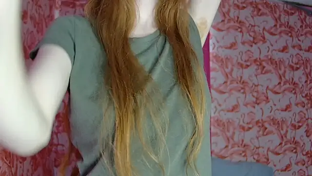 Snapshot of strawberrysmoothie chatting on 07-19-26, 05:49 strawberrysmoothie online show from 07-19-26, 05:49