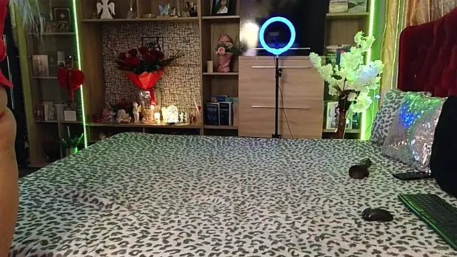 SeductiveCeline online show from 01-15-25, 12:15