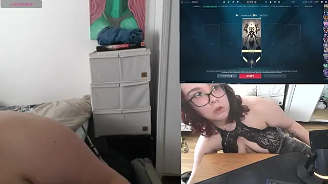 Snapshot of playvalorantwithmenow chatting on 03-09-25, 03:49 playvalorantwithmenow online show from 03-09-25, 03:49