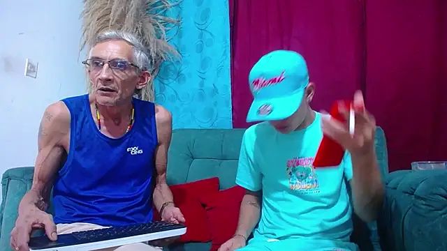 Leon hot X online show from 01-08-25, 10:06