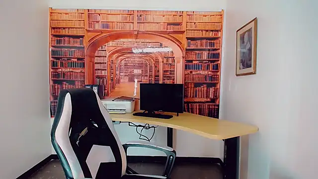 Snapshot of khiara_moretti chatting on 01-05-25, 01:35 khiara moretti online show from 01-05-25, 01:35