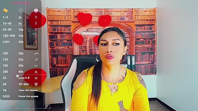 Snapshot of khiara_moretti chatting on 02-13-25, 07:42 khiara moretti online show from 02-13-25, 07:42