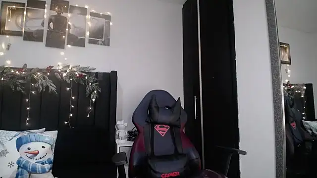 Snapshot of muscle_ares chatting on 12-02-24, 11:56 muscle ares online show from 12-02-24, 11:56