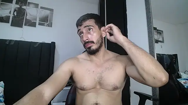 Snapshot of muscle_ares chatting on 12-03-24, 03:00 muscle ares online show from 12-03-24, 03:00